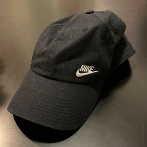 Nike Hat - Black